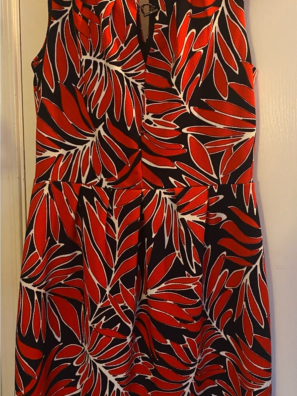 Enfocus Studio Tropical Leaf Print Keyhole Fit & Flare Dress 10